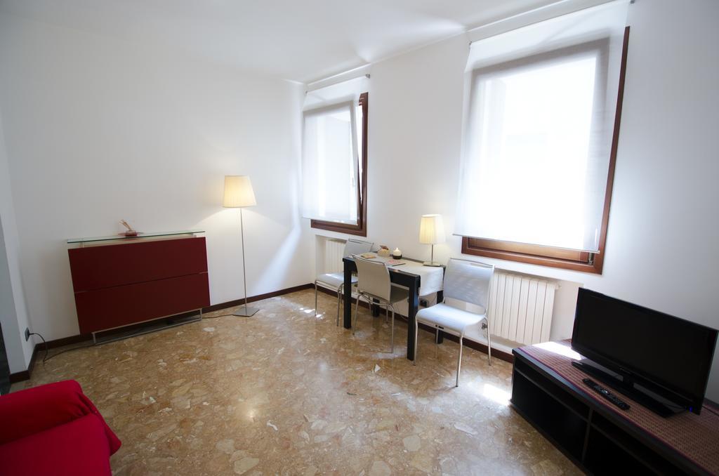 Carampane - Your Nice Flat Near Rialto Bridge Венеція Екстер'єр фото